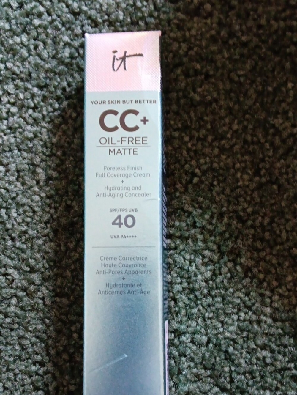 IT Cosmetics CC+ Oil-Free Matte Cream SPF 40  Tan Color 1.08 oz.
